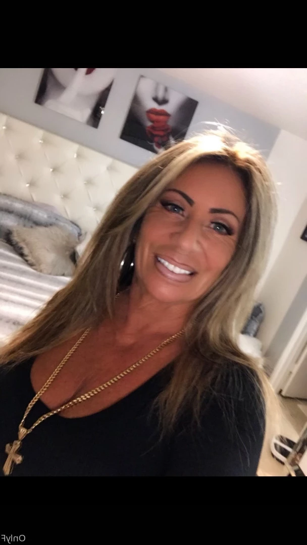 Queen Tots [ hottotrottots ] Onlyfans leaked photo 8493622 on Hotleaks.tv
