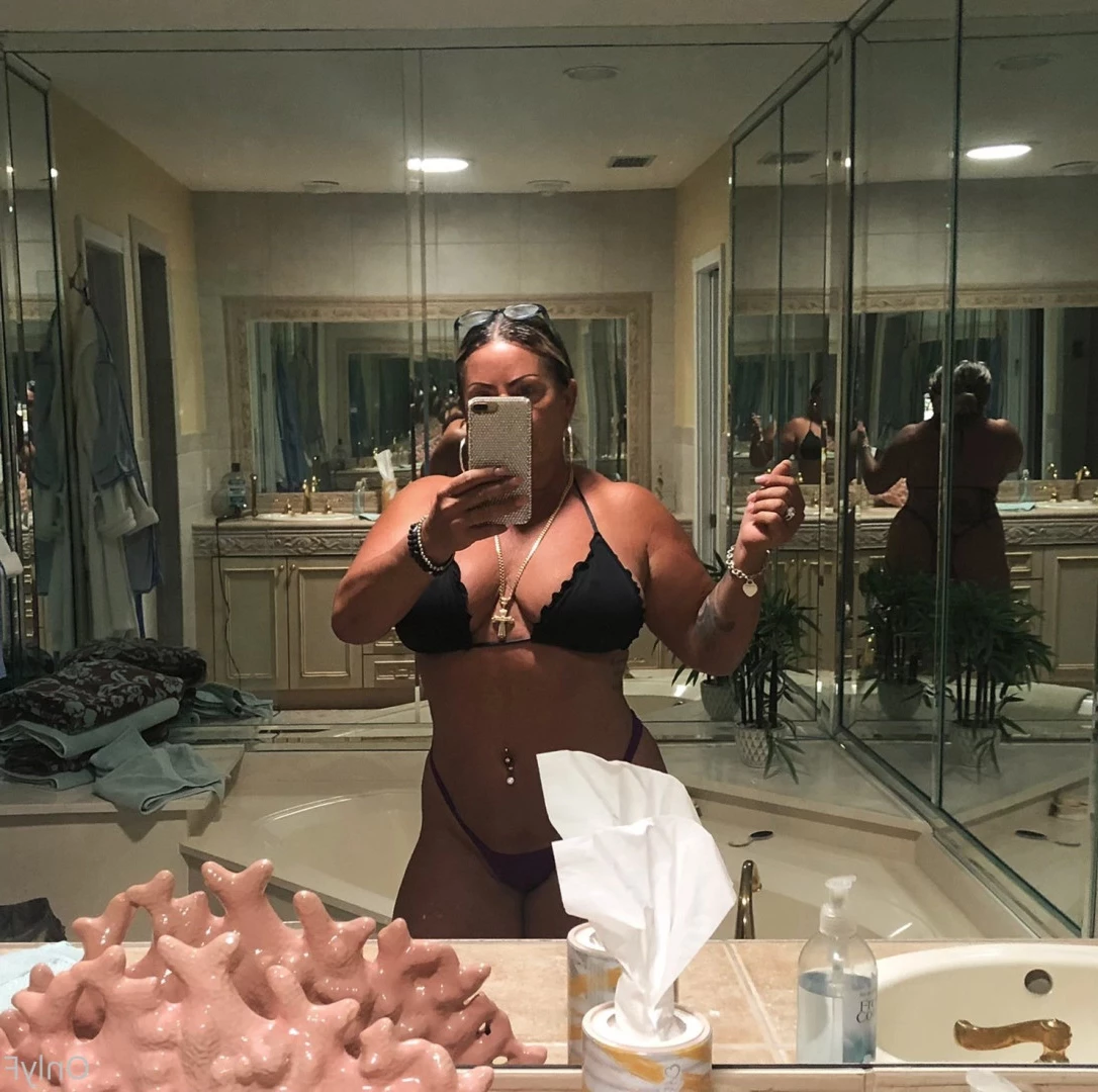 Queen Tots [ hottotrottots ] Onlyfans leaked photo 8494844 on Hotleaks.tv