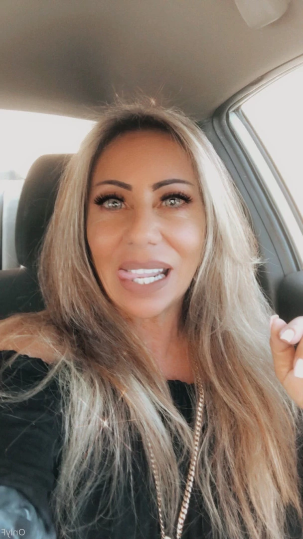 Queen Tots [ hottotrottots ] Onlyfans leaked photo 8494944 on Hotleaks.tv