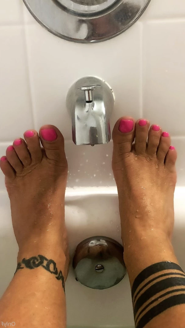 Queen Tots [ hottotrottots ] Onlyfans leaked photo 8495827 on Hotleaks.tv