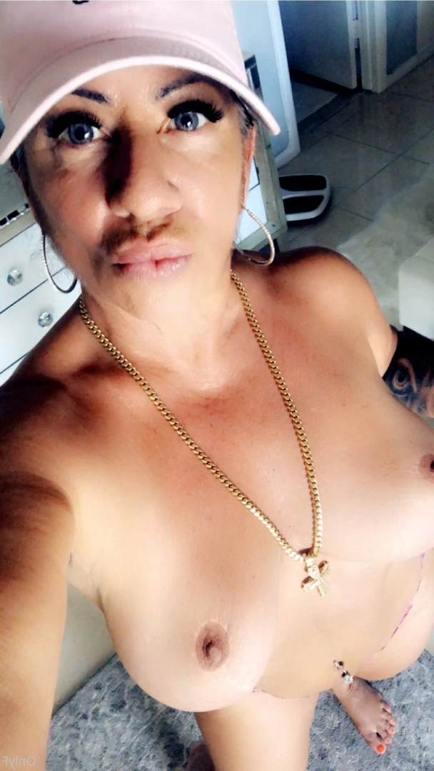 Queen Tots [ hottotrottots ] Onlyfans leaked photo 8496011 on Hotleaks.tv