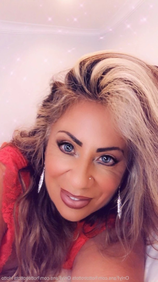 Queen Tots [ hottotrottots ] Onlyfans leaked photo 8496189 on Hotleaks.tv