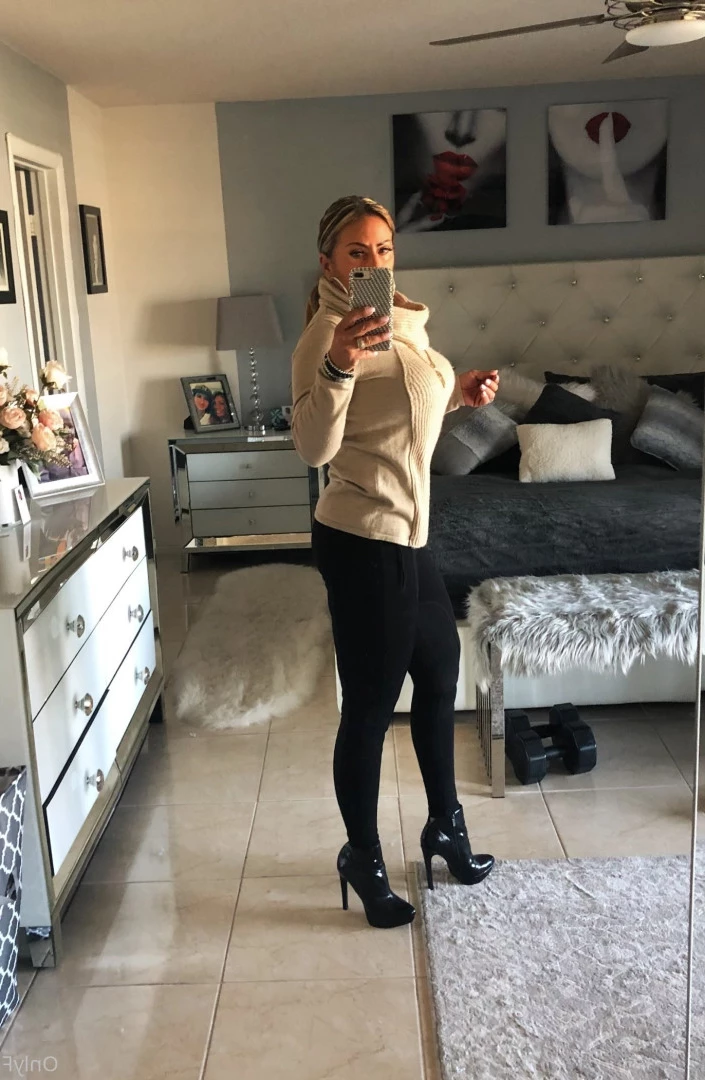 Queen Tots [ hottotrottots ] Onlyfans leaked photo 8497986 on Hotleaks.tv