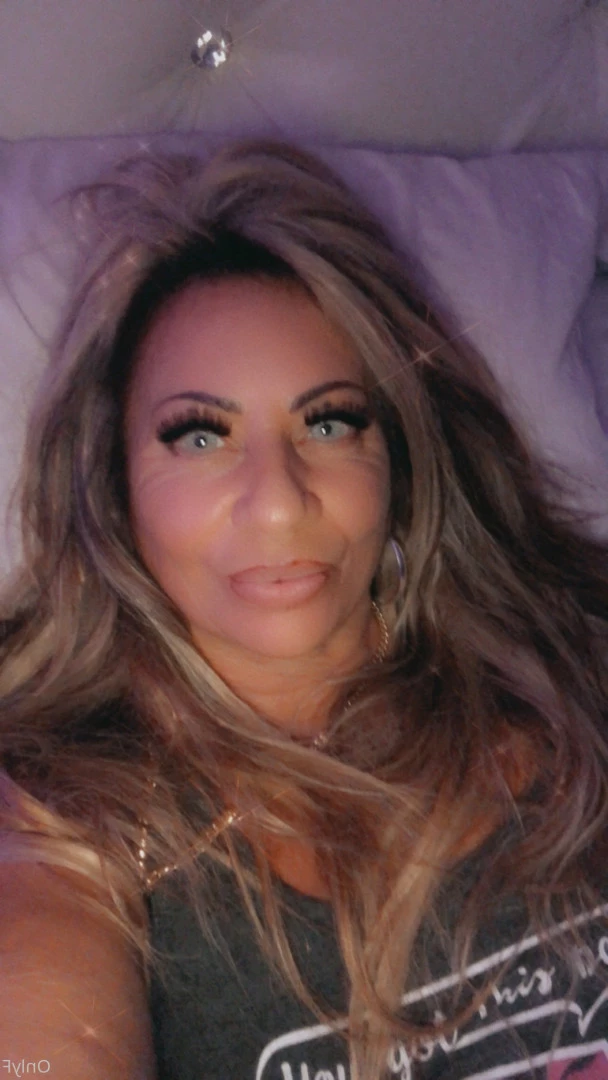 Queen Tots [ hottotrottots ] Onlyfans leaked photo 8499905 on Hotleaks.tv