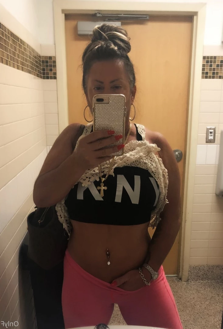 Queen Tots [ hottotrottots ] Onlyfans leaked photo 8500166 on Hotleaks.tv