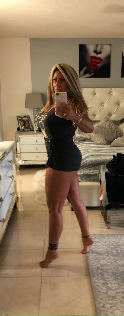 Queen Tots [ hottotrottots ] Onlyfans leaked photo 8500574 on Hotleaks.tv