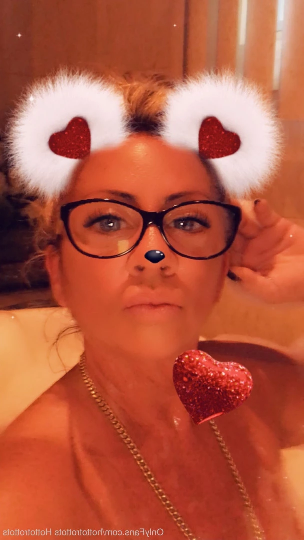 Queen Tots [ hottotrottots ] Onlyfans leaked photo 8500649 on Hotleaks.tv