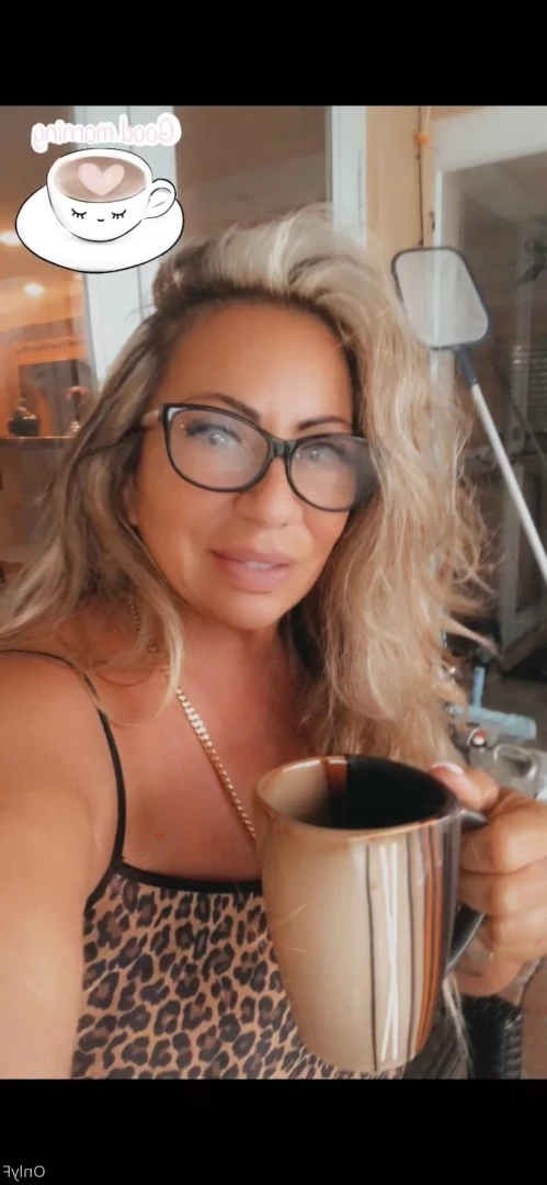 Queen Tots [ hottotrottots ] Onlyfans leaked photo 8501052 on Hotleaks.tv