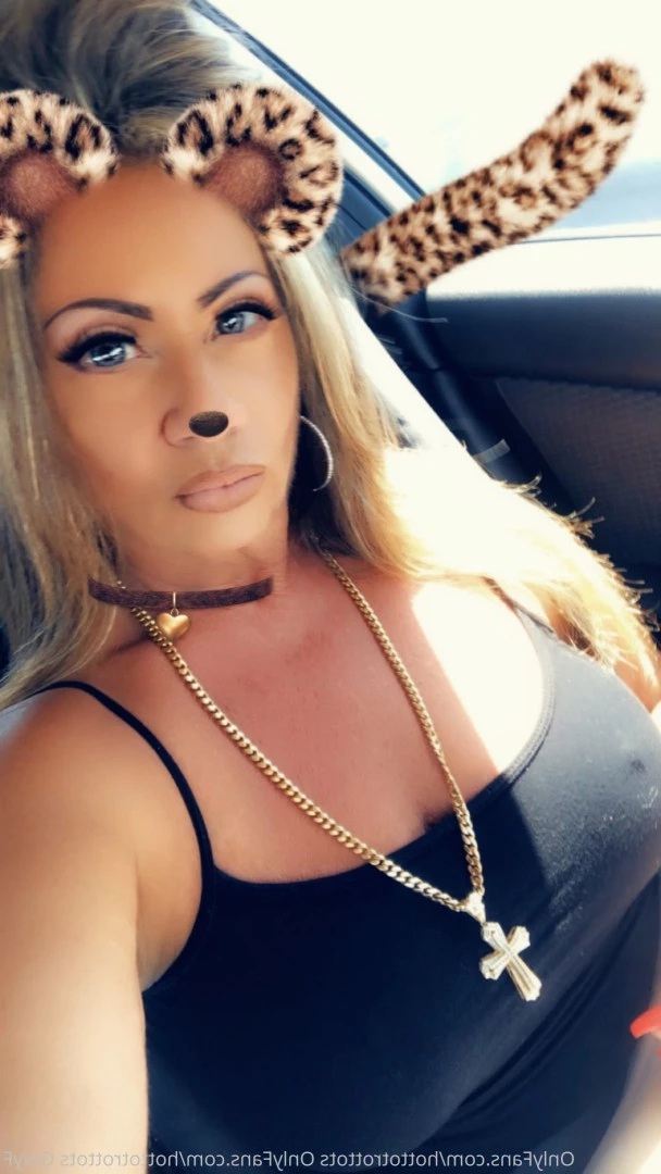 Queen Tots [ hottotrottots ] Onlyfans leaked photo 8501967 on Hotleaks.tv