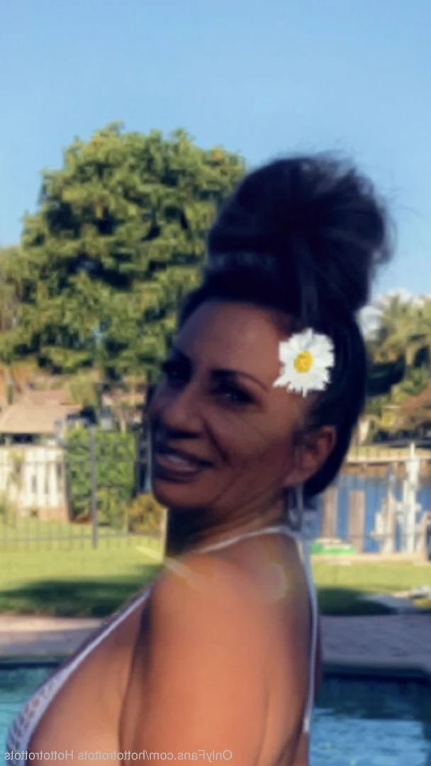 Queen Tots [ hottotrottots ] Onlyfans leaked photo 8502620 on Hotleaks.tv