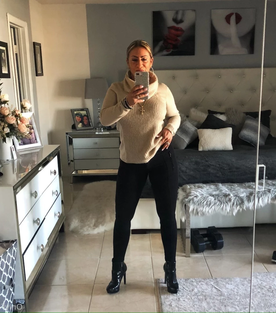 Queen Tots [ hottotrottots ] Onlyfans leaked photo 8503640 on Hotleaks.tv