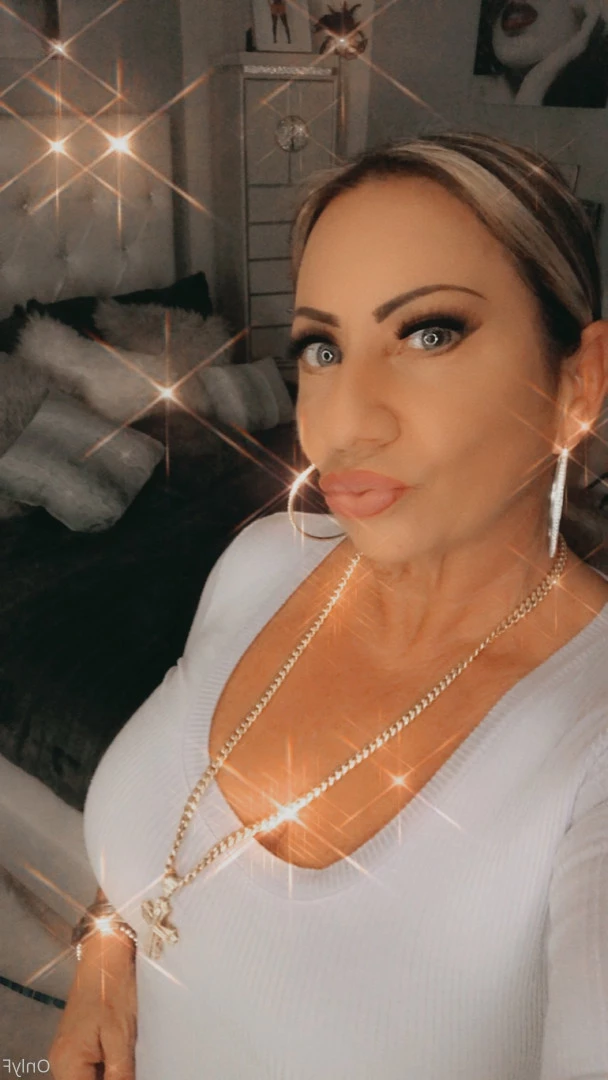 Queen Tots [ hottotrottots ] Onlyfans leaked photo 8503704 on Hotleaks.tv