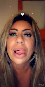 Queen Tots [ hottotrottots ] Onlyfans leaked video 10399045 on Hotleaks.tv
