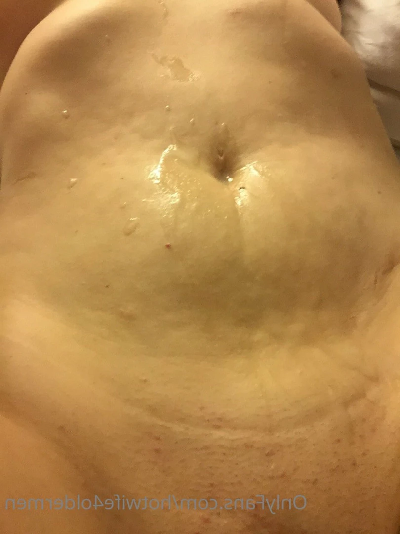 Hotwife4oldmen [ hotwife4oldermen ] Onlyfans leaked photo 8511033 on Hotleaks.tv