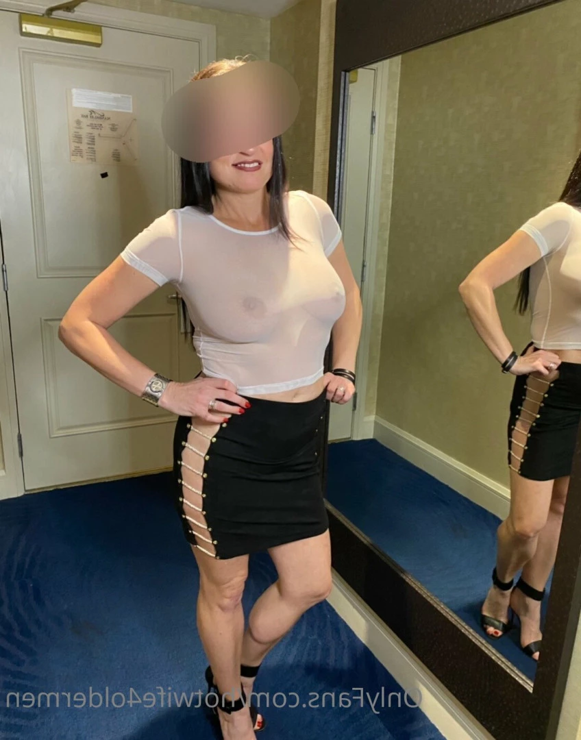 Hotwife4oldmen [ hotwife4oldermen ] Onlyfans leaked photo 8516552 on Hotleaks.tv