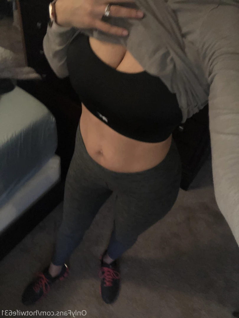 hotwife631 Onlyfans leaked photo 13278900 on Hotleaks.tv