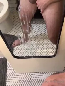Jason [ hungmilitarycock ] Onlyfans leaked video 18205513 on Hotleaks.tv