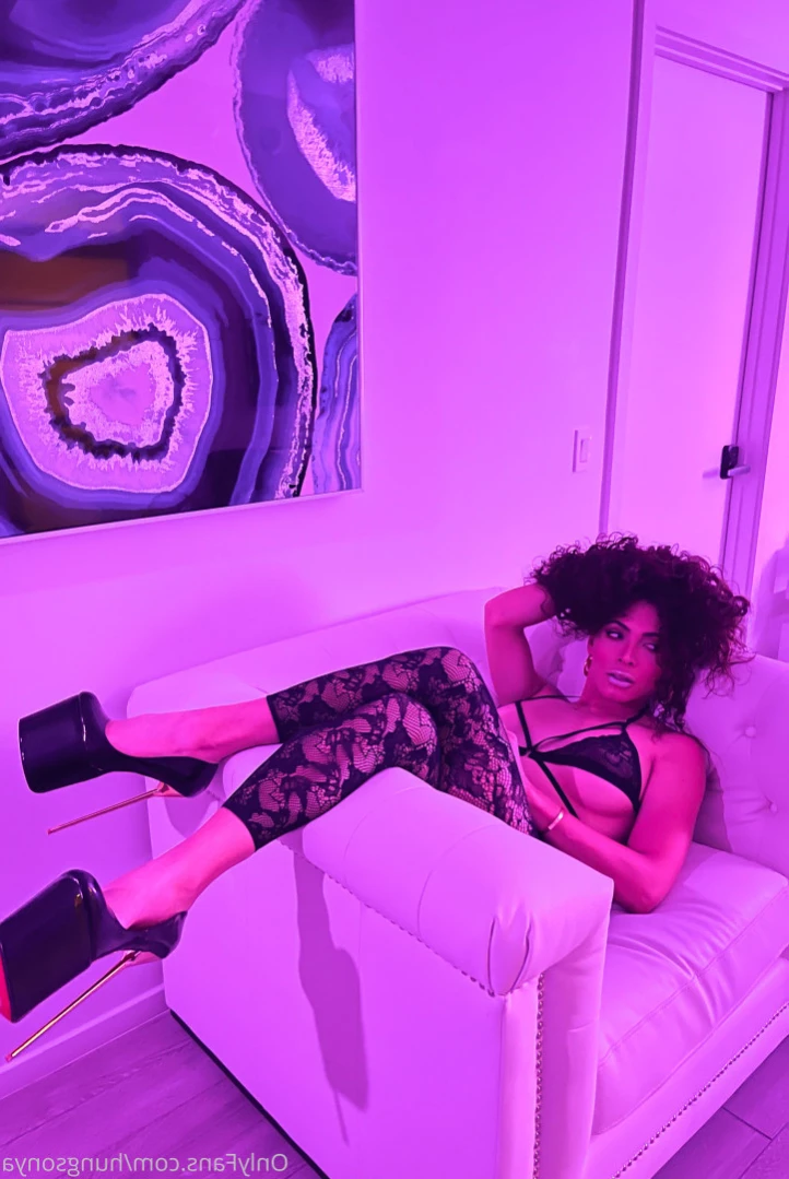 SonyaHung [ hungsonya ] Onlyfans leaked photo 13791813 on Hotleaks.tv