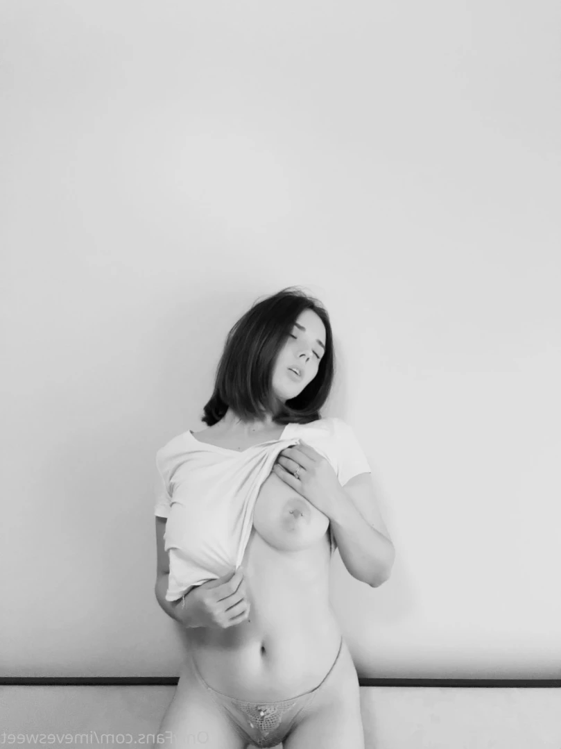 Eve [ naked_eve ] Onlyfans leaked photo 12002532 on Hotleaks.tv