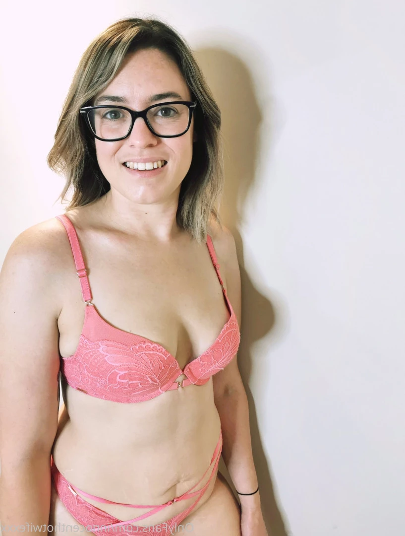 Innocent Hotwife XXX (NO PPV) [ innocenthotwifexxx ] Onlyfans leaked photo 10050792 on Hotleaks.tv