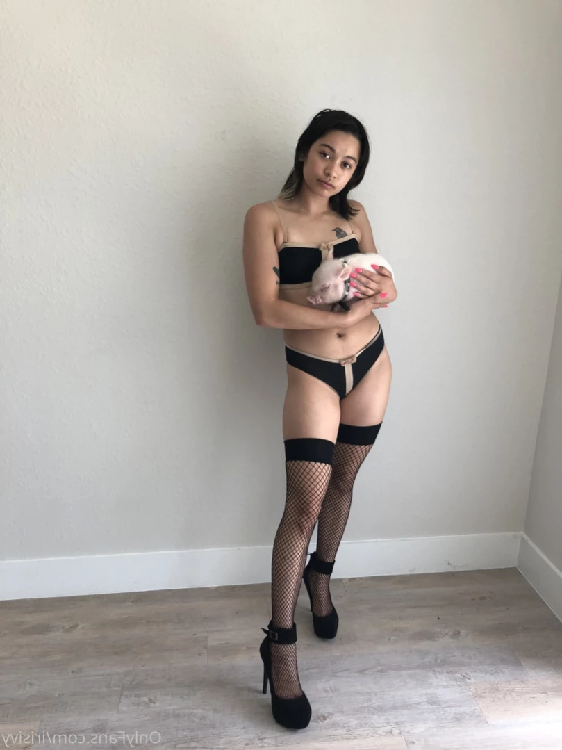 irisivy Onlyfans leaked photo 13215509 on Hotleaks.tv