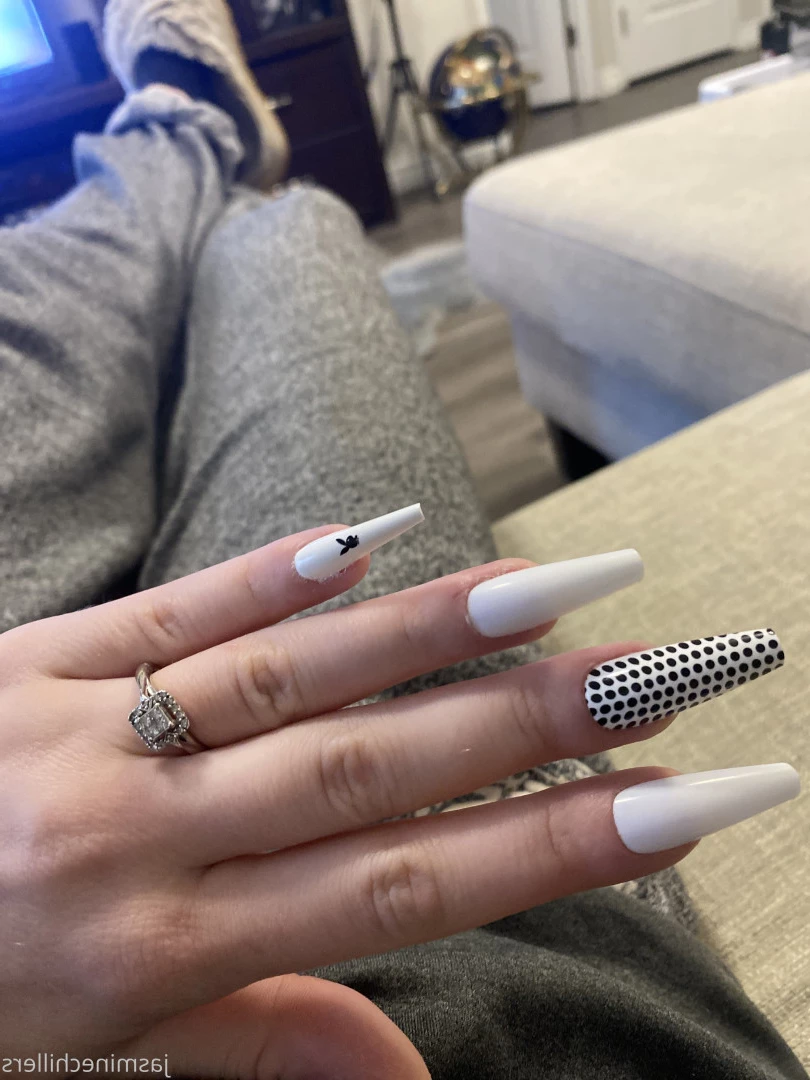 Jasmine Chillers 💋 𝑻𝑶𝑷  𝟮% [ jasminebabbyy ] Onlyfans leaked photo 8500393 on Hotleaks.tv