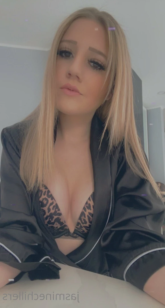 Jasmine Chillers 💋 𝑻𝑶𝑷  𝟮% [ jasminebabbyy ] Onlyfans leaked photo 8509614 on Hotleaks.tv