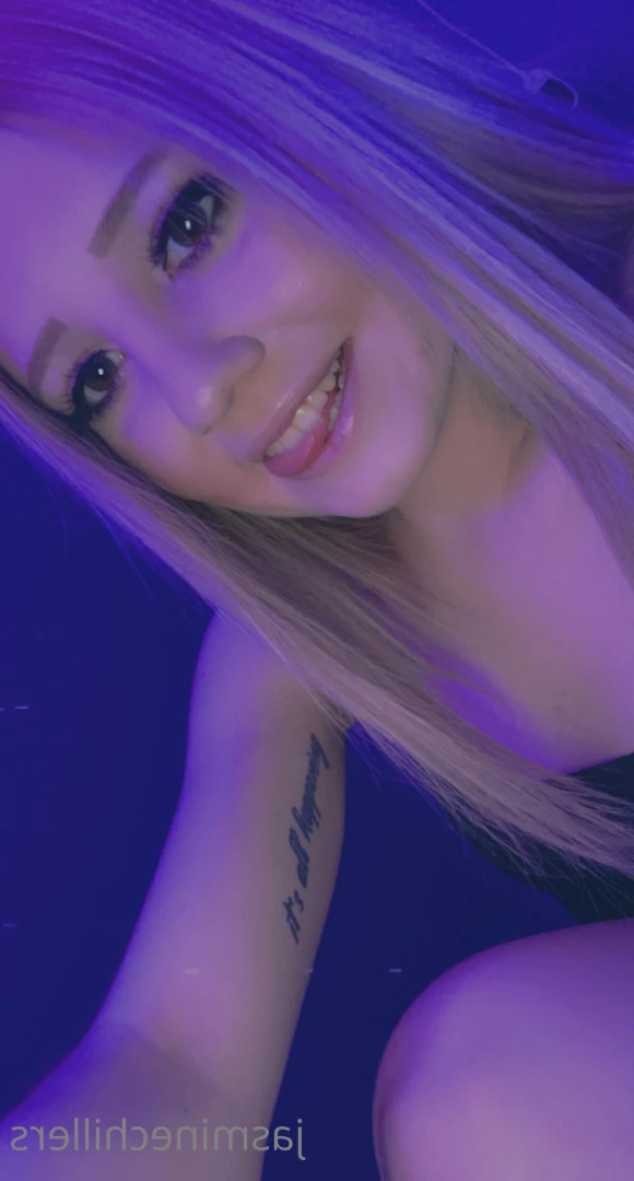 Jasmine Chillers 💋 𝑻𝑶𝑷  𝟮% [ jasminebabbyy ] Onlyfans leaked photo 8510729 on Hotleaks.tv