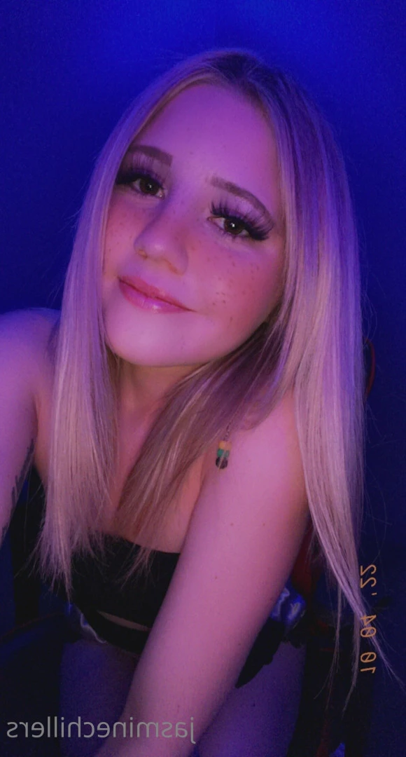 Jasmine Chillers 💋 𝑻𝑶𝑷  𝟮% [ jasminebabbyy ] Onlyfans leaked photo 8519739 on Hotleaks.tv