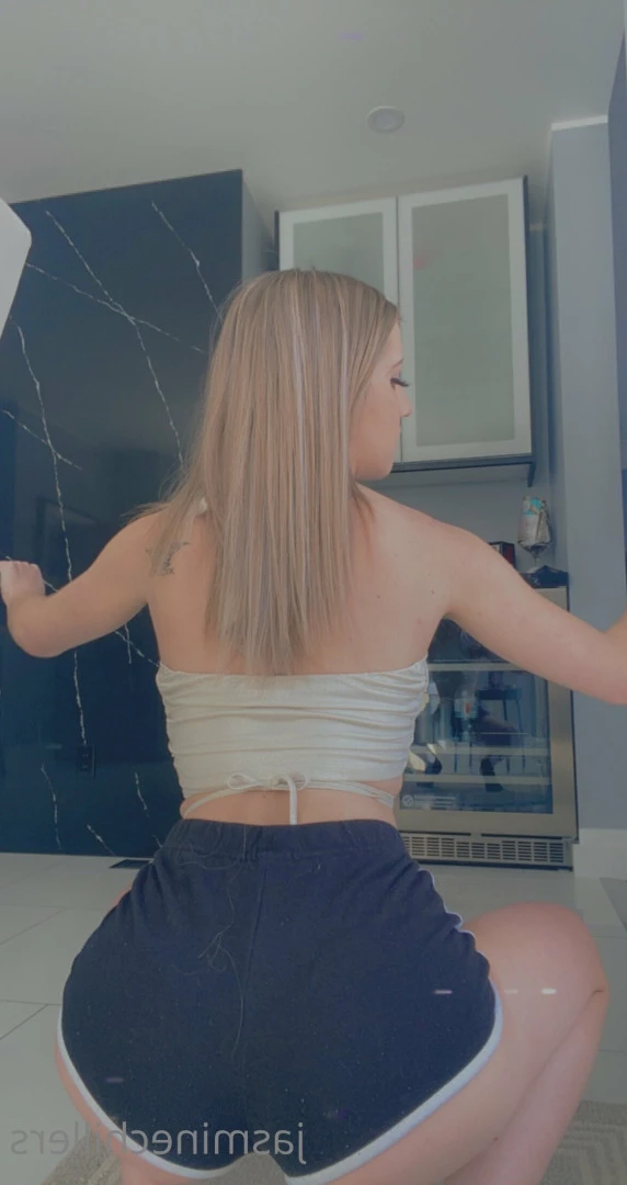 Jasmine Chillers 💋 𝑻𝑶𝑷  𝟮% [ jasminebabbyy ] Onlyfans leaked photo 8531192 on Hotleaks.tv