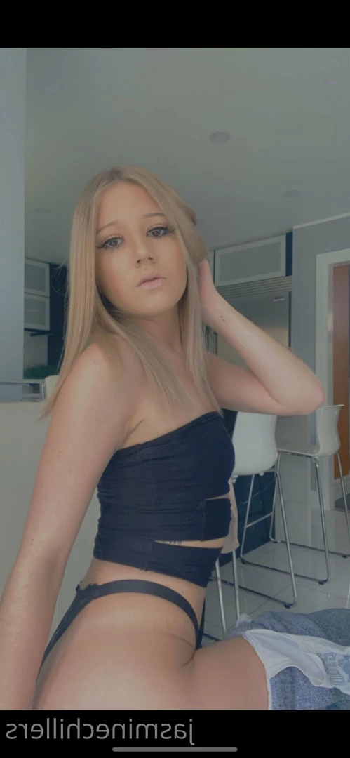 Jasmine Chillers 💋 𝑻𝑶𝑷  𝟮% [ jasminebabbyy ] Onlyfans leaked photo 8531374 on Hotleaks.tv
