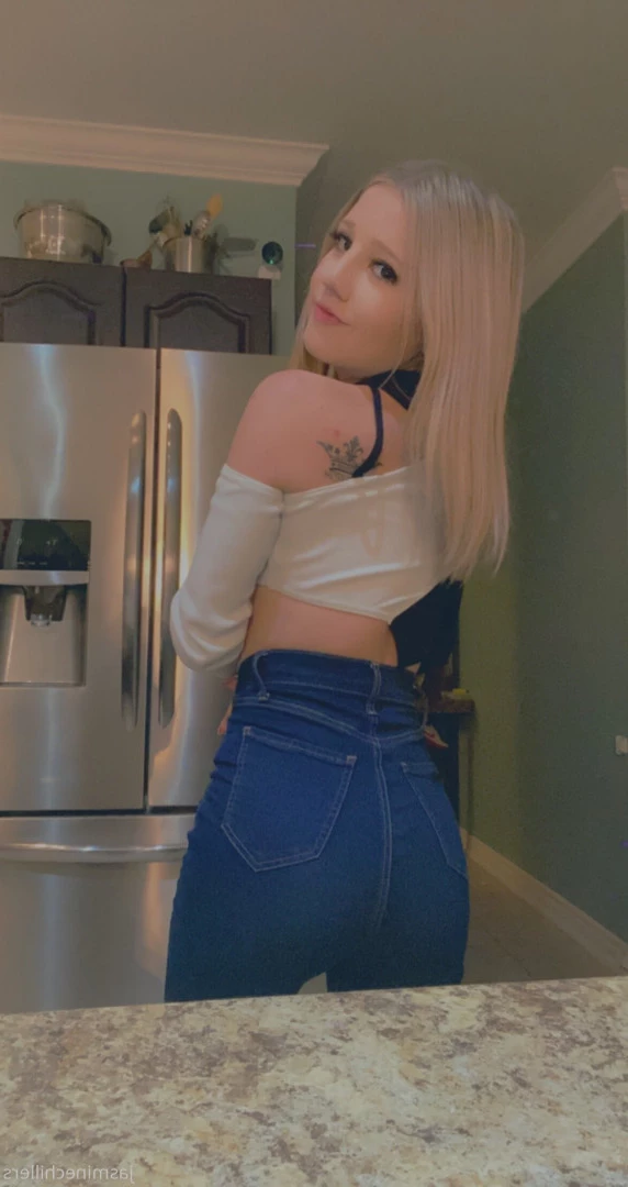 Jasmine Chillers 💋 𝑻𝑶𝑷  𝟮% [ jasminebabbyy ] Onlyfans leaked photo 8534950 on Hotleaks.tv