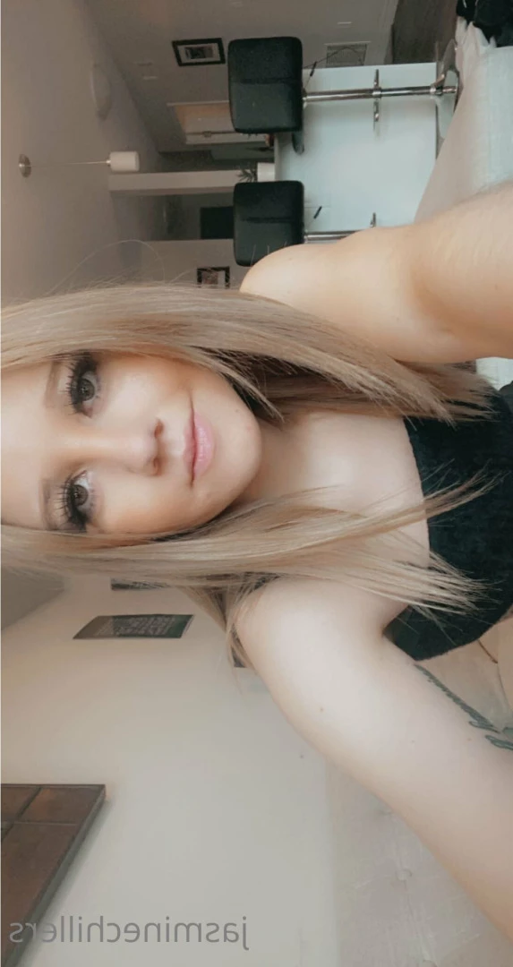 Jasmine Chillers 💋 𝑻𝑶𝑷  𝟮% [ jasminebabbyy ] Onlyfans leaked photo 8538916 on Hotleaks.tv