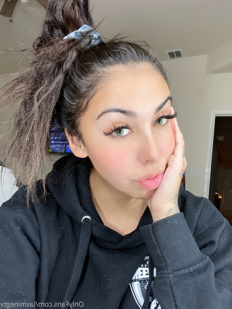 𝙇𝙤𝙘𝙖𝙡 𝗦𝗹𝘂𝘁  ♠️😅🥵 [ jasminegtv ] Onlyfans leaked photo 8673390 on Hotleaks.tv