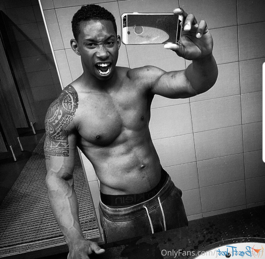 Jesús Reyes👑@REYDREYES 🖤 BBC 🖤 [ jesusreyesoff ] Onlyfans leaked photo 17086244 on Hotleaks.tv
