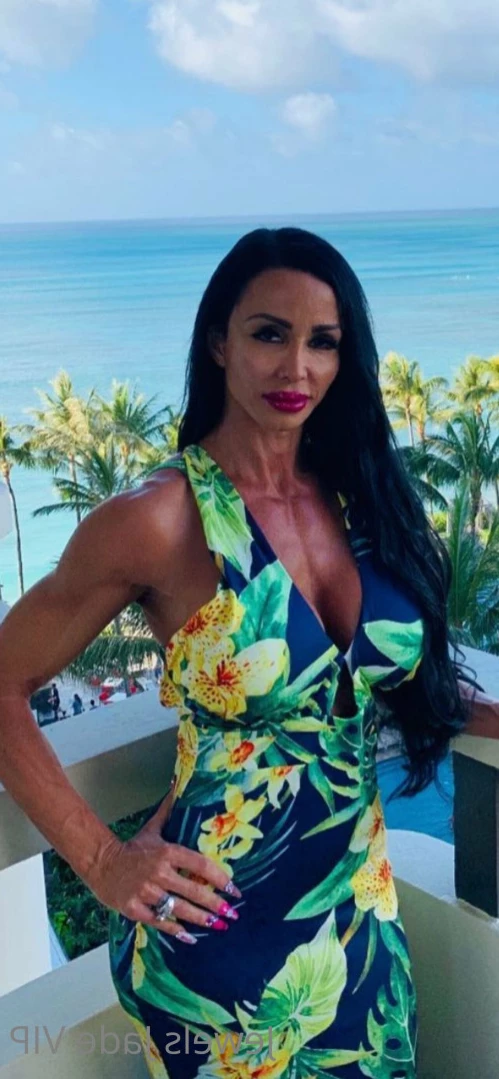 Jewels Jade [ jewels_jade_vip ] Onlyfans leaked photo 12010797 on Hotleaks.tv