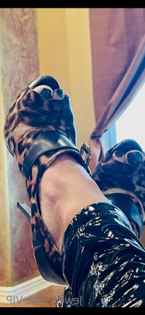 Jewels Jade [ jewels_jade_vip ] Onlyfans leaked photo 12863448 on Hotleaks.tv