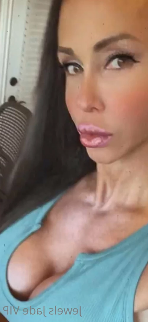 Jewels Jade [ jewels_jade_vip ] Onlyfans leaked photo 13171989 on Hotleaks.tv
