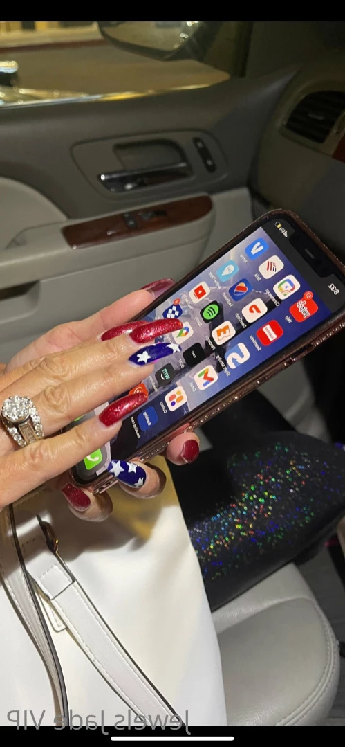 Jewels Jade [ jewels_jade_vip ] Onlyfans leaked photo 13172655 on Hotleaks.tv