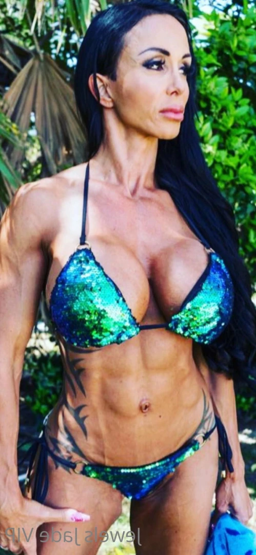 Jewels Jade [ jewels_jade_vip ] Onlyfans leaked photo 14821371 on Hotleaks.tv