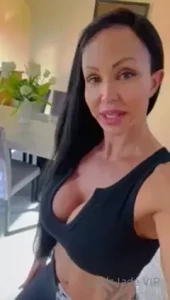 Jewels Jade [ jewels_jade_vip ] Onlyfans leaked video 14828526 on Hotleaks.tv
