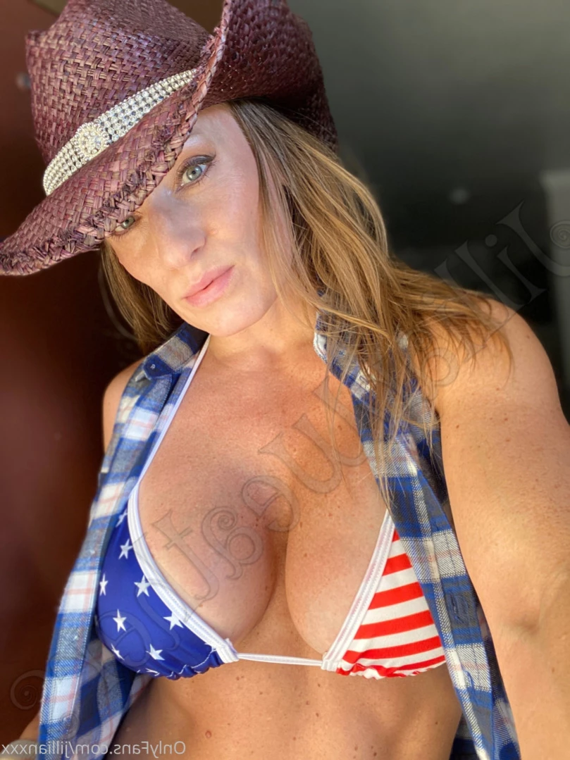 Jillian Weathers VIP [ jillianweathersvip ] Onlyfans leaked photo 12844453 on Hotleaks.tv