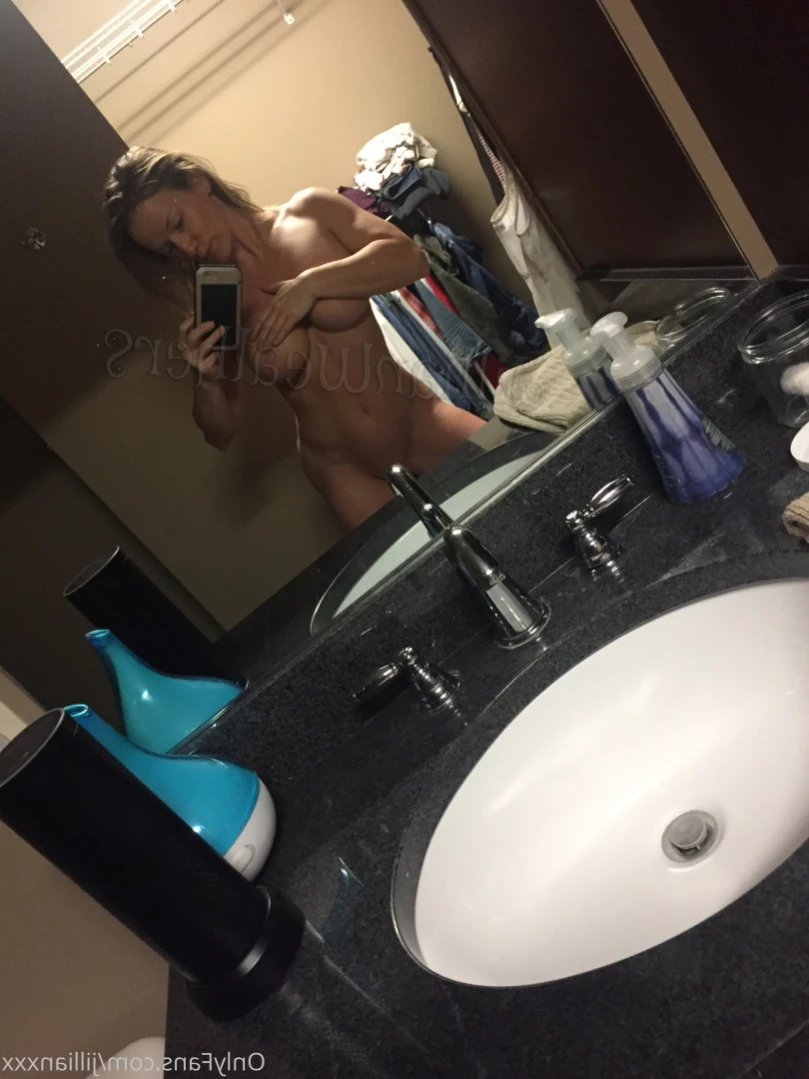 Jillian Weathers VIP [ jillianweathersvip ] Onlyfans leaked photo 13167906 on Hotleaks.tv