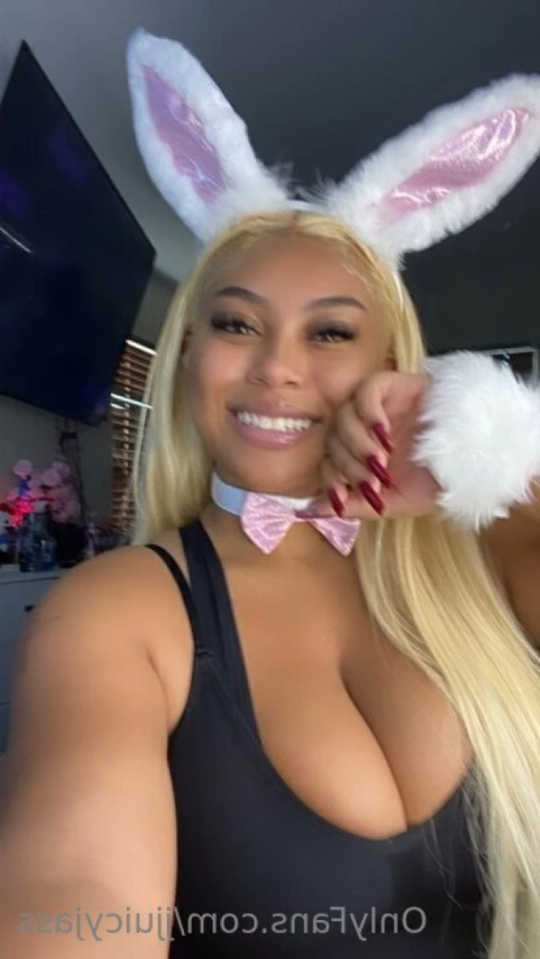BIG TITTY JAS 🍒 🧚🏽‍♀️ [ jjuicyjaz ] Onlyfans leaked photo 8469413 on Hotleaks.tv