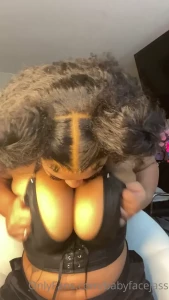 10381756