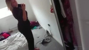 10381712