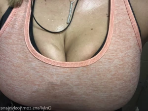 16013078