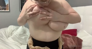 jugsbunnyy Onlyfans leaked video 18200195 on Hotleaks.tv