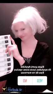 8663428
