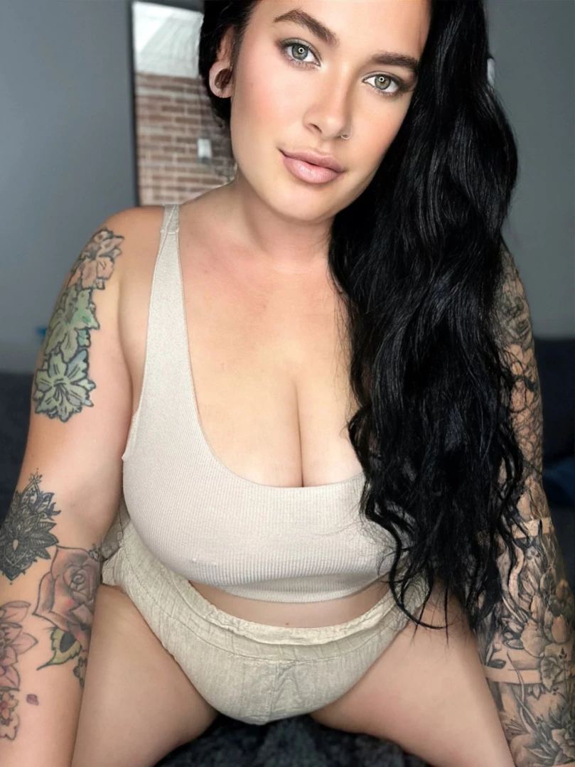 justyouraveragemum😻 [ justyouraveragemum_x ] Onlyfans leaked photo 12115237 on Hotleaks.tv